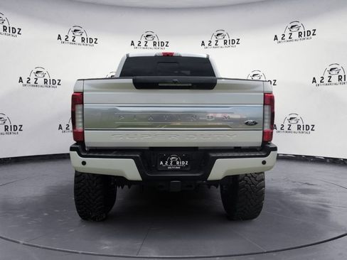 Used 2017 Ford F250 Platinum w/ Platinum Ultimate Package AWD/4WD image 4