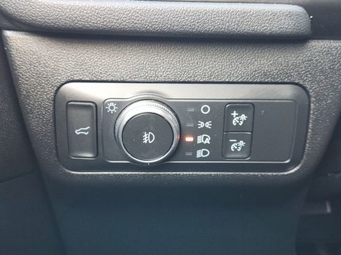 Used 2020 Ford Escape SEL image 24