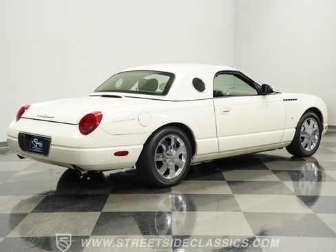 Used 2002 Ford Thunderbird image 12