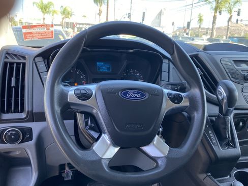 Used 2019 Ford Transit 250 148 Low Roof RWD image 19