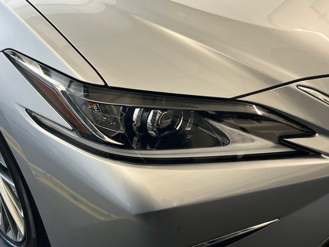 Used 2023 Lexus ES 350 w/ Accessory Package (Z1) FWD image 14