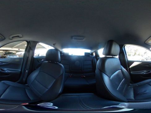 Used 2024 Chevrolet Malibu LT image 44