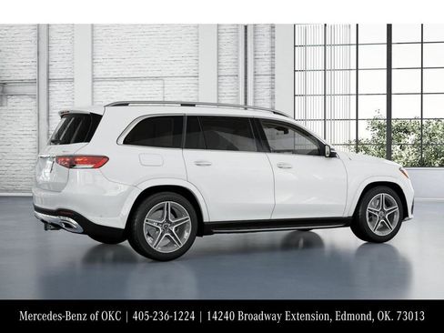 Used 2026 Mercedes-Benz GLS 450 GLS 450 image 19