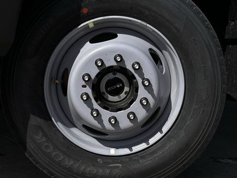 New 2026 Ford F600 4x4 Regular Cab Super Duty w/ XL Chrome Package image 10