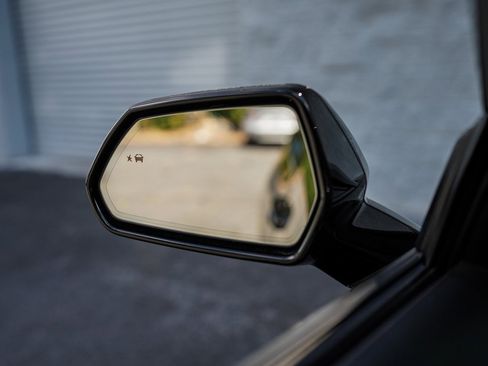 Used 2018 Chevrolet Camaro ZL1 image 38