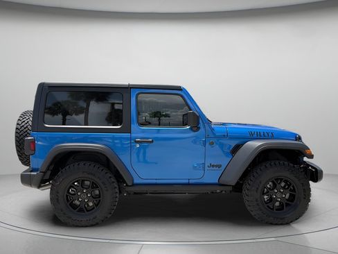 Used 2026 Jeep Wrangler Sport AWD/4WD image 2