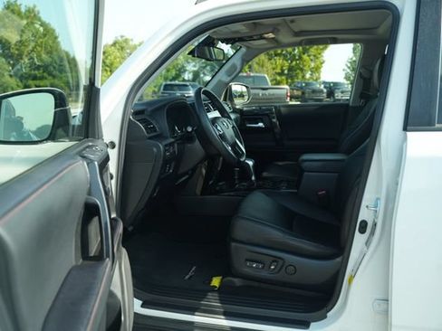 Used 2021 Toyota 4Runner TRD Off-Road Premium w/ Moonroof Package AWD/4WD image 14