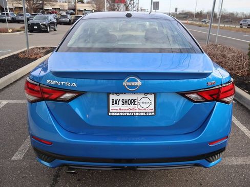Certified 2025 Nissan Sentra SR FWD image 8