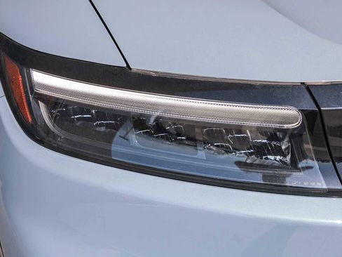 New 2026 Honda Prologue Touring image 4