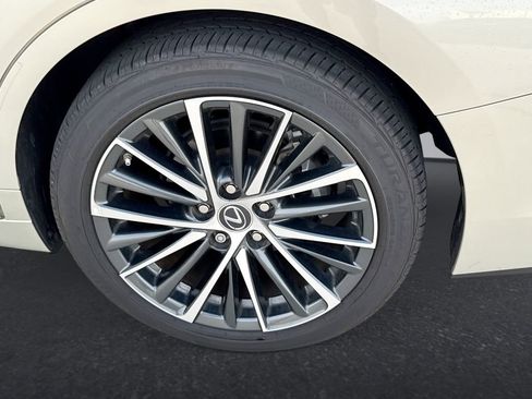 Used 2025 Lexus ES 350 w/ Premium Package FWD image 31