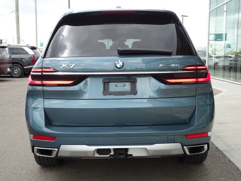 Used 2023 BMW X7 xDrive40i w/ Premium Package image 4