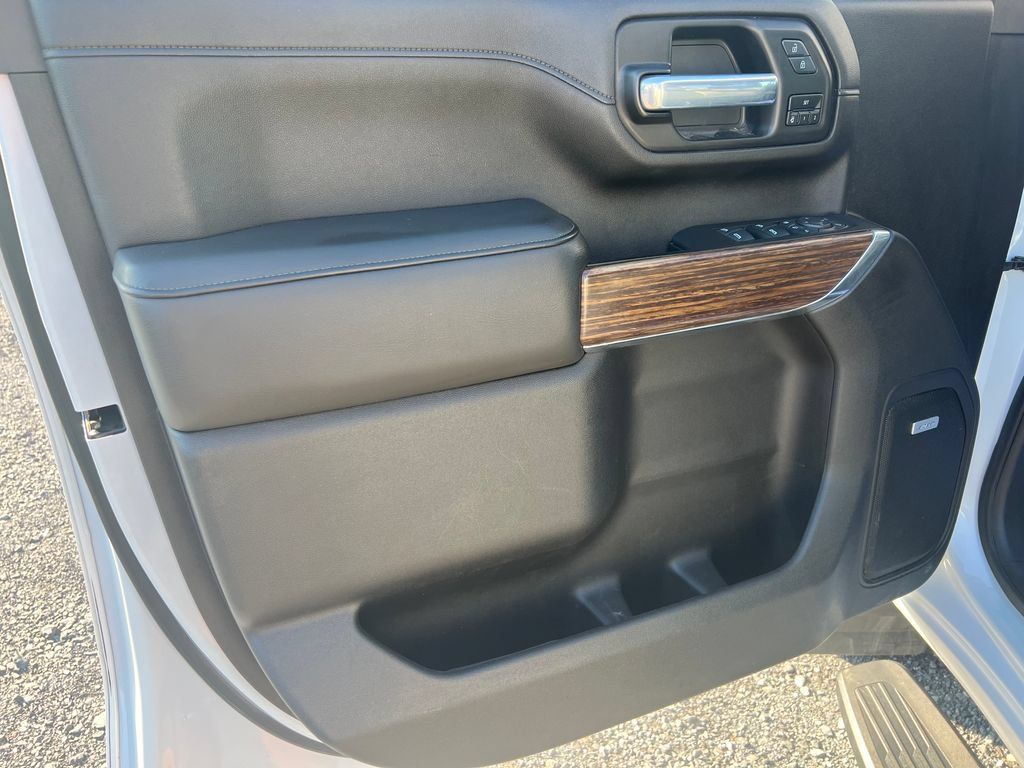 Used 2021 Chevrolet Silverado 3500 High Country w/ Snow Plow Prep/Camper Package AWD/4WD image 26