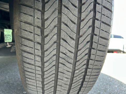 Used 2024 Honda Prologue EX image 64