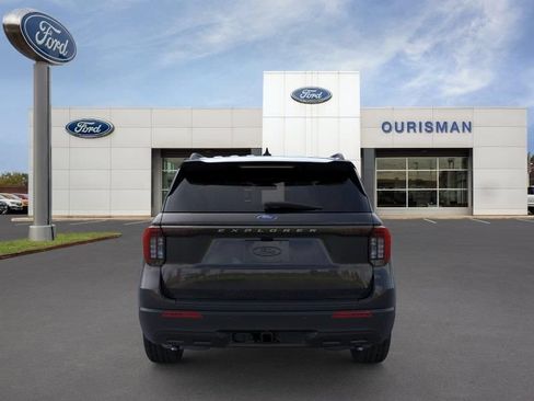 New 2026 Ford Explorer Active RWD image 6