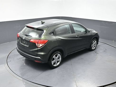 Used 2018 Honda HR-V LX image 13