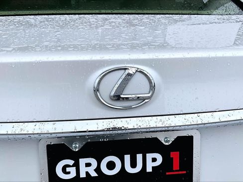 Used 2013 Lexus LS 460 w/ Comfort Pkg RWD image 9