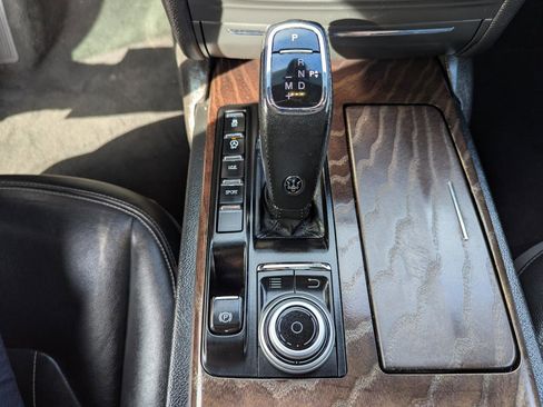 Used 2019 Maserati Ghibli S Q4 AWD/4WD image 24