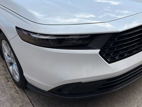 Used 2025 Honda Accord LX image 5
