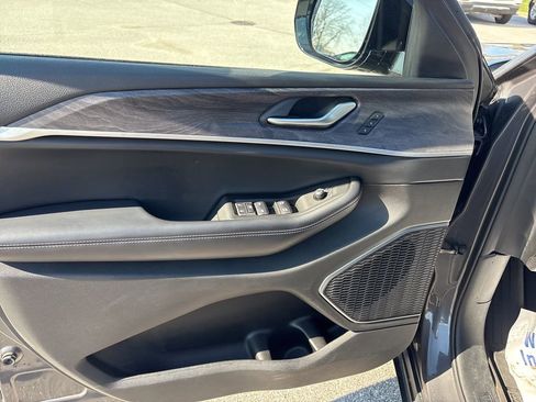 Used 2021 Jeep Grand Cherokee L Limited image 28