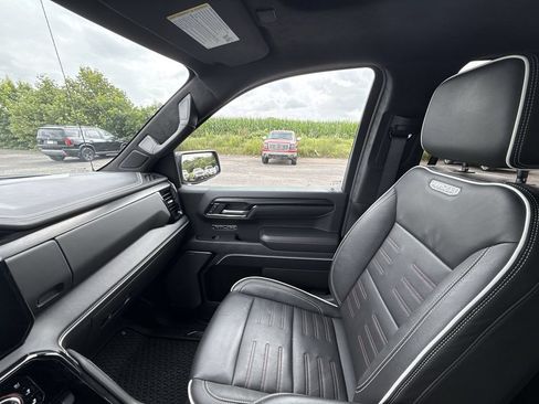 Certified 2025 GMC Sierra 1500 AT4X AWD/4WD image 15