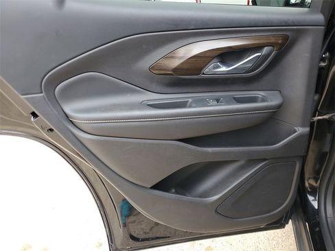 Used 2018 GMC Terrain Denali image 13