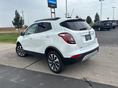 Certified 2022 Buick Encore Preferred w/ Safety Package II AWD/4WD image 5