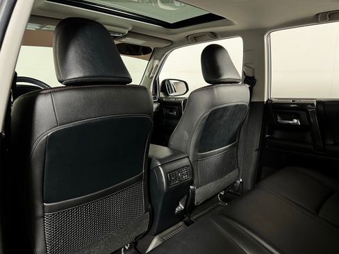 Used 2023 Toyota 4Runner TRD Off-Road Premium w/ Moonroof Package AWD/4WD image 24