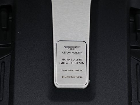 Used 2024 Aston Martin DBX 707 image 44