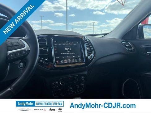 Used 2021 Jeep Compass Limited AWD/4WD image 19