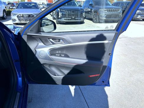 Certified 2025 Genesis G70 3.3T Advanced image 16