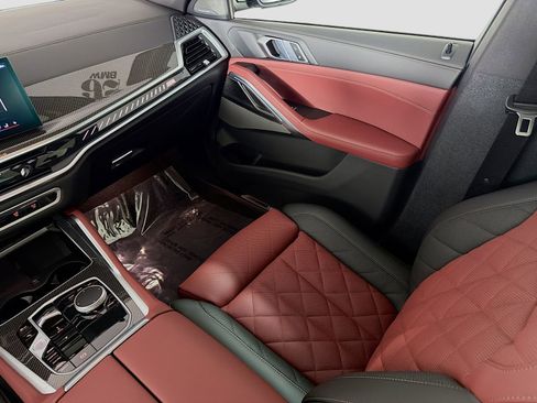 Used 2026 BMW X6 M60i AWD/4WD image 25