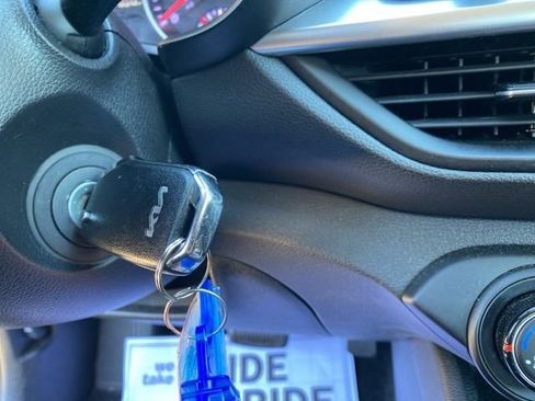 Used 2022 Kia Forte LXS image 32