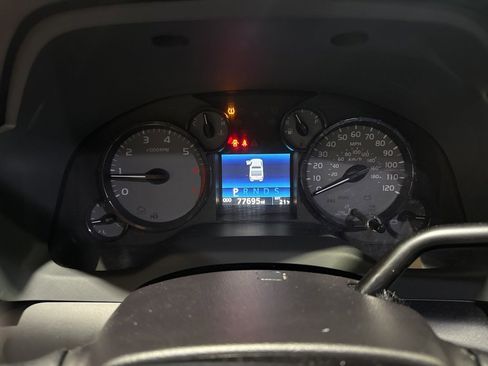 Used 2017 Toyota Tundra SR5 image 15