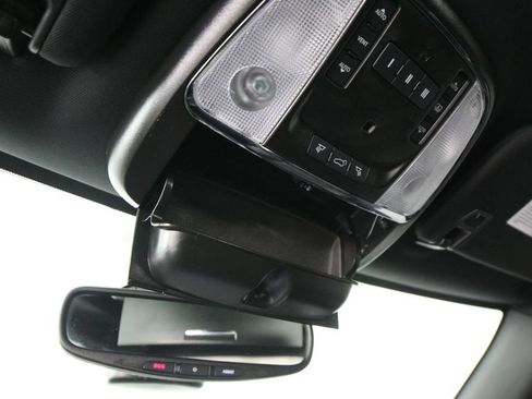 Used 2021 Jeep Grand Cherokee Limited w/ Luxury Group II AWD/4WD image 49