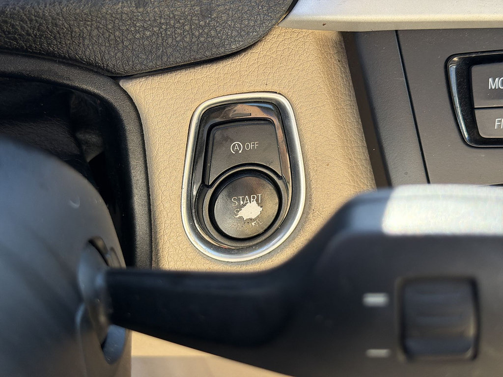 Used 2013 BMW 328i Sedan RWD image 14