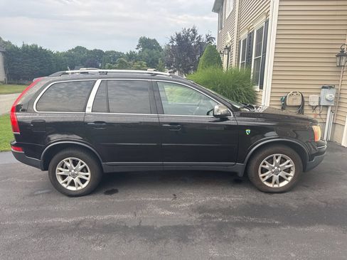 Used 2010 Volvo XC90 V8 AWD/4WD image 2