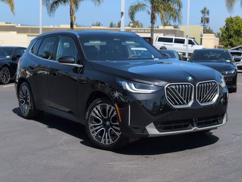 Used 2026 BMW X3 xDrive30i w/ Convenience Package AWD/4WD image 2