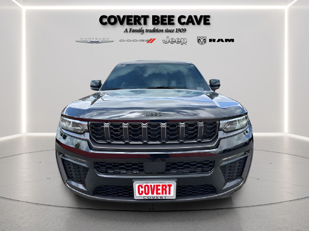 New 2026 Jeep Grand Cherokee Limited w/ Limited Altitude Package RWD image 3