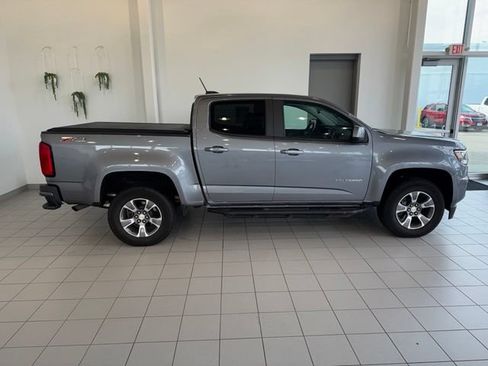 Used 2018 Chevrolet Colorado Z71 AWD/4WD image 36