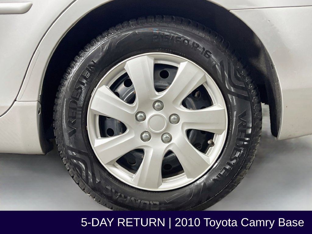 Used 2010 Toyota Camry FWD image 30