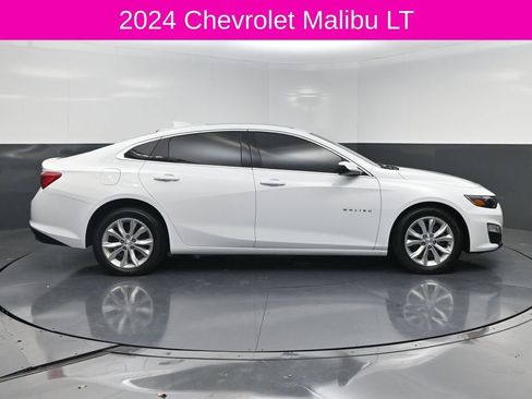 Used 2024 Chevrolet Malibu LT image 4