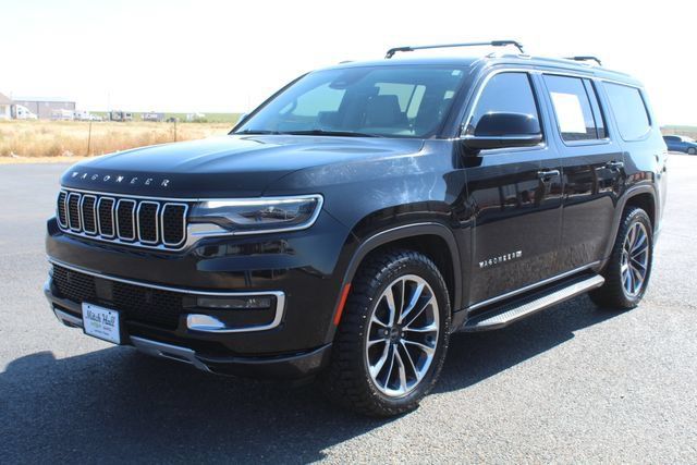 Used 2022 Jeep Wagoneer Series II w/ Premium Group I AWD/4WD image 11
