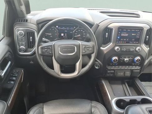Used 2022 GMC Sierra 2500 Denali w/ Denali Ultimate Package AWD/4WD image 4