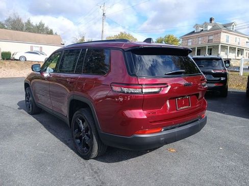 New 2025 Jeep Grand Cherokee L Altitude AWD/4WD image 4