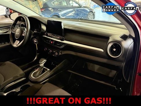 Used 2024 Kia Forte LXS image 12