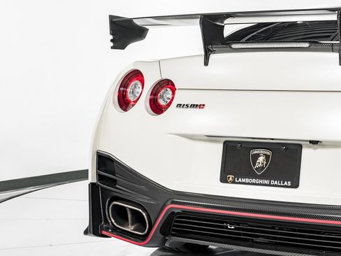 Used 2016 Nissan GT-R NISMO AWD/4WD image 46