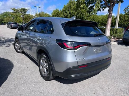 Used 2023 Honda HR-V LX image 3