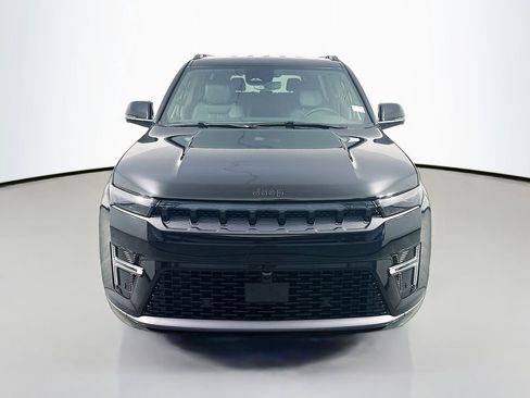 New 2026 Jeep Grand Wagoneer Limited AWD/4WD image 2