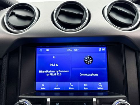 Used 2020 Ford Mustang Premium image 4