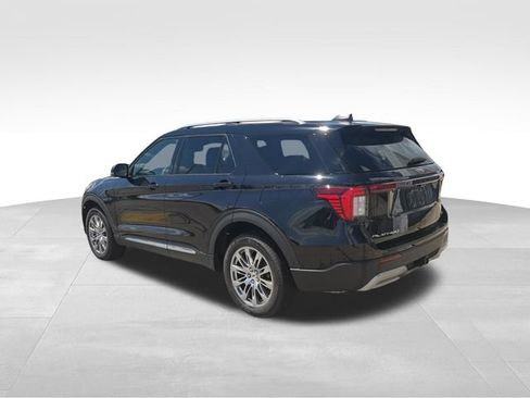 Used 2025 Ford Explorer Platinum AWD/4WD image 7